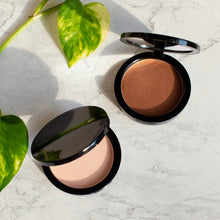 Load image into Gallery viewer, Dual Blend Powder Foundation - Malibu - The Vegan Shop