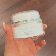 Load and play video in Gallery viewer, Daytime ageless moisturizer - The Vegan Shop (Bestseller)