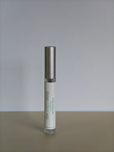 Load image into Gallery viewer, Volumizing Lash &amp; Brow Serum - The Vegan Shop (Bestseller)
